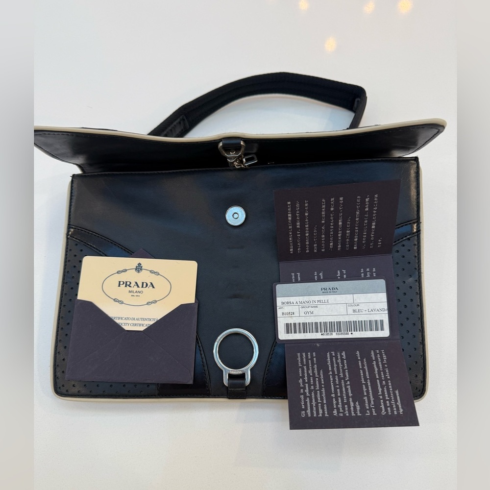 Rare Archival Prada 1990s Vitello Driver Bag - Collector’s Piece - Picture 9 of 16